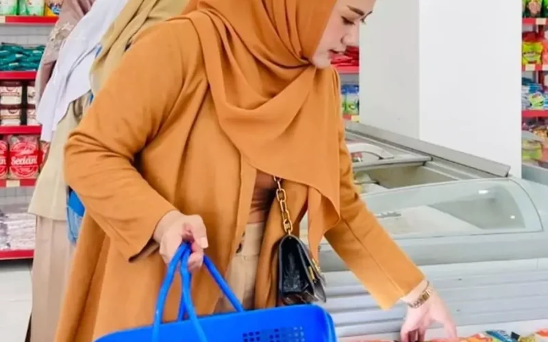 AkuPoppy Belanja di Aneka Frozen Cilegon